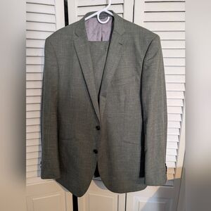 Indochino Green Slim Fit Suit 42R 36x31